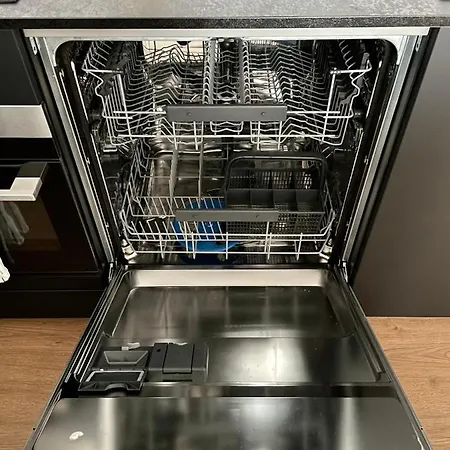 Апартаменти Topview Centre